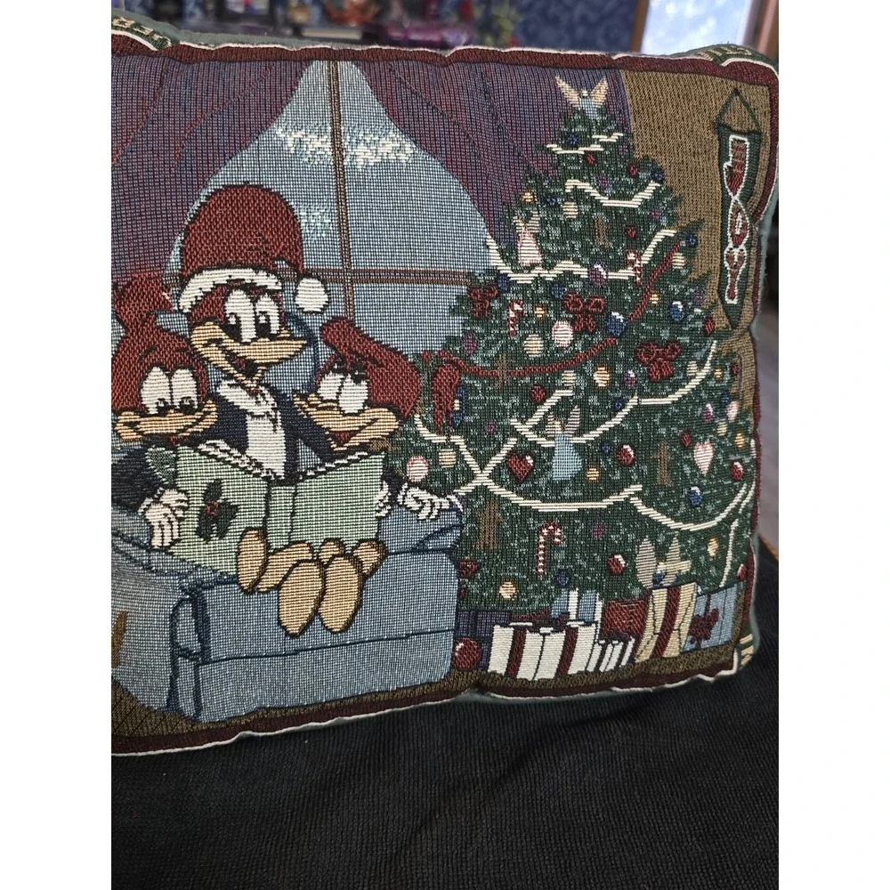 Vintage‎ Universal Studios Woody Woodpecker Christmas Pillows